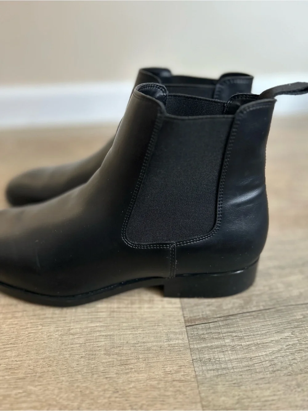 Zara Men’s Black Leather Chelsea Boots Size 42 (US 9)